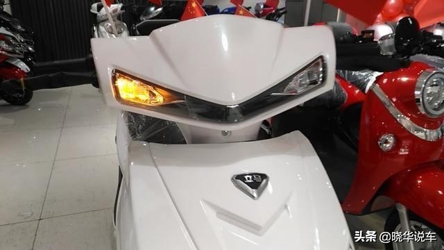 1200w碟刹电机,耐用性和口碑最好的赛道版电摩