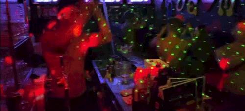 见多识广的你,肌肉夜店,女子肌肉酒吧和女仆健身房见过吗?