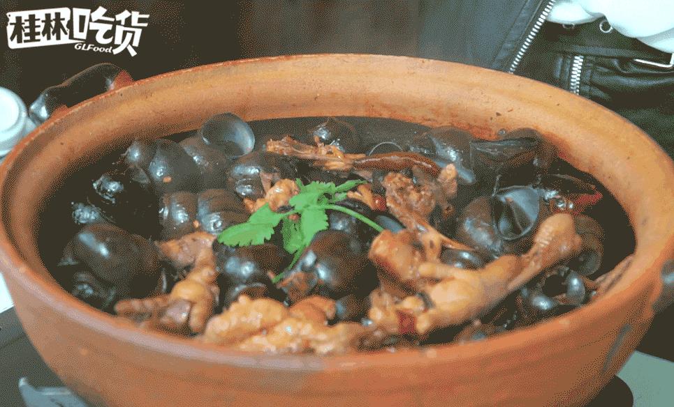 这家店惊现养生辣锅?!吃之前还要先“玩火”!