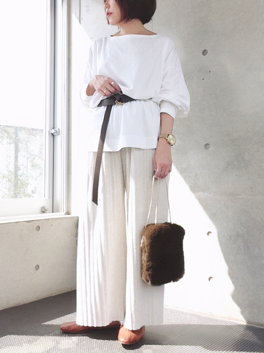 故事始于冬初,百褶裤的穿搭