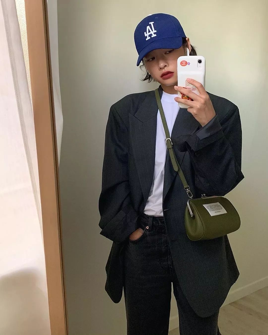 韩系穿搭男女都可穿,韩国ins风穿搭女生高级感