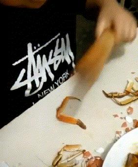 新郎抱不起老婆的搞笑视频,新郎抱不动新娘怎么化解尴尬