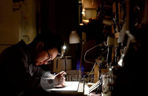 看中国工匠颠覆传统风扇，中日工匠大比武！再次掀起风扇界新革命