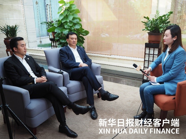 中天钢铁父子掌门：登高望远、脚踏实地，做企业如此，做人亦如是