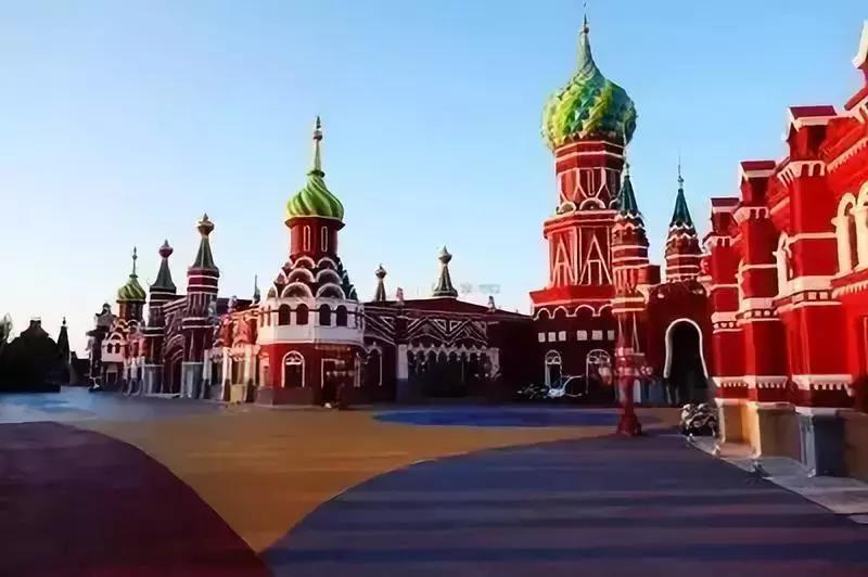 五一假期闺蜜去大兴安岭穷游,闺蜜自驾大草原