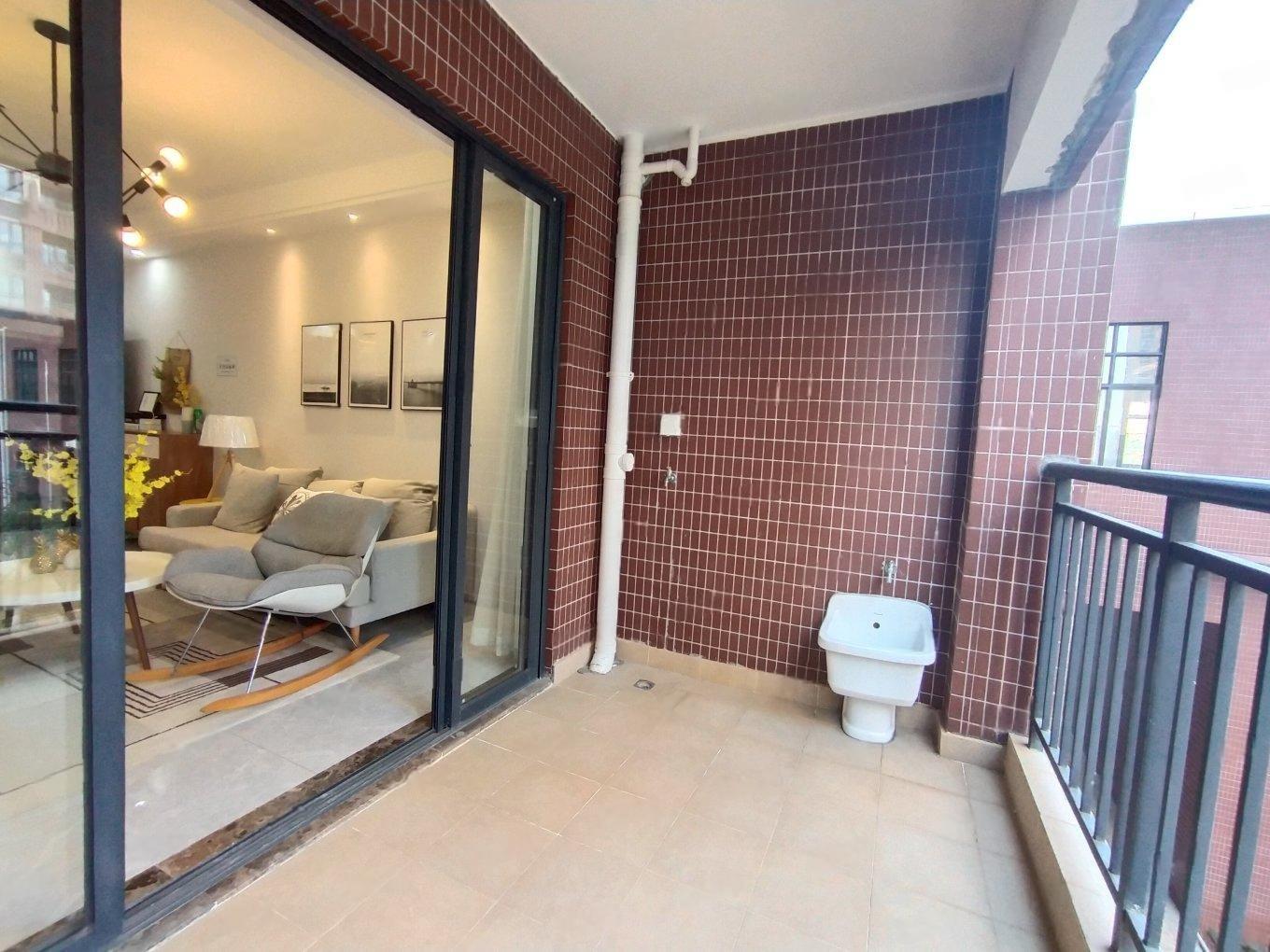 澄迈老城四季康城德维苑六栋电梯,海南澄迈老城区四季康城