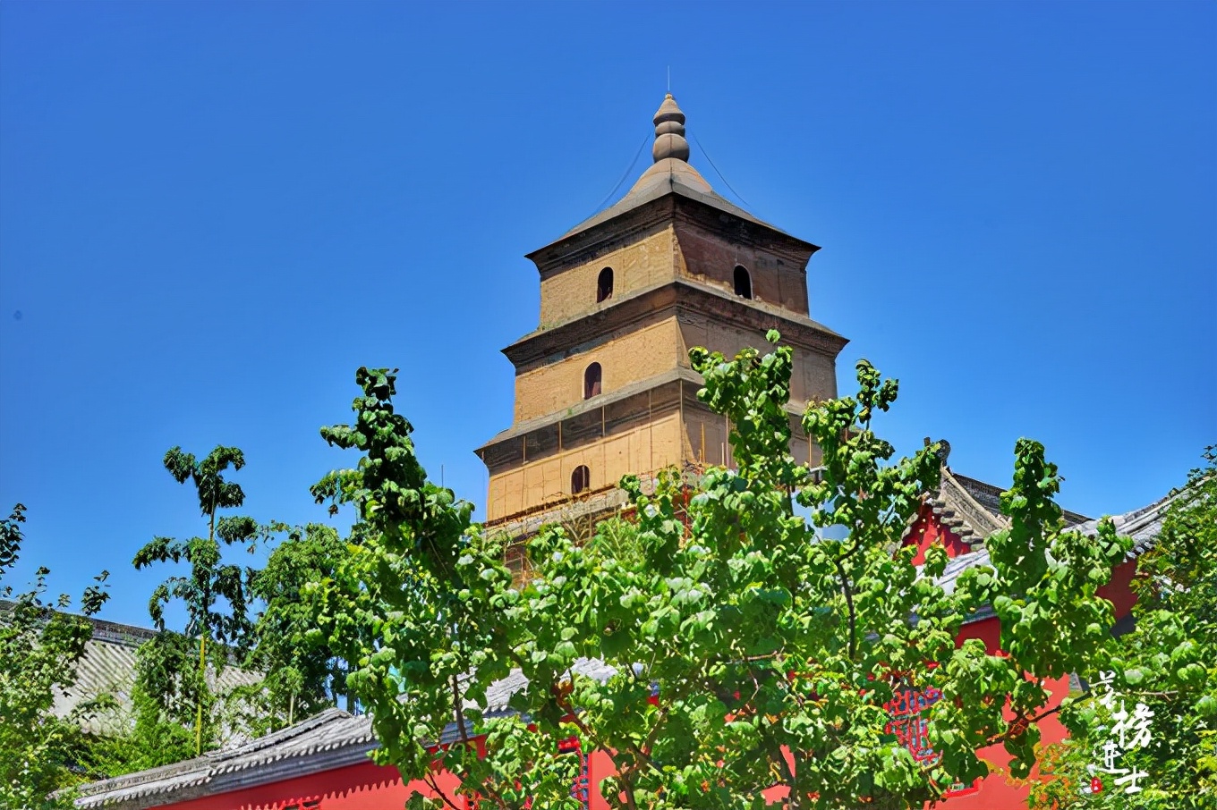 西安旅游必去的10个地方推荐一下,西安旅游必去的几个地方