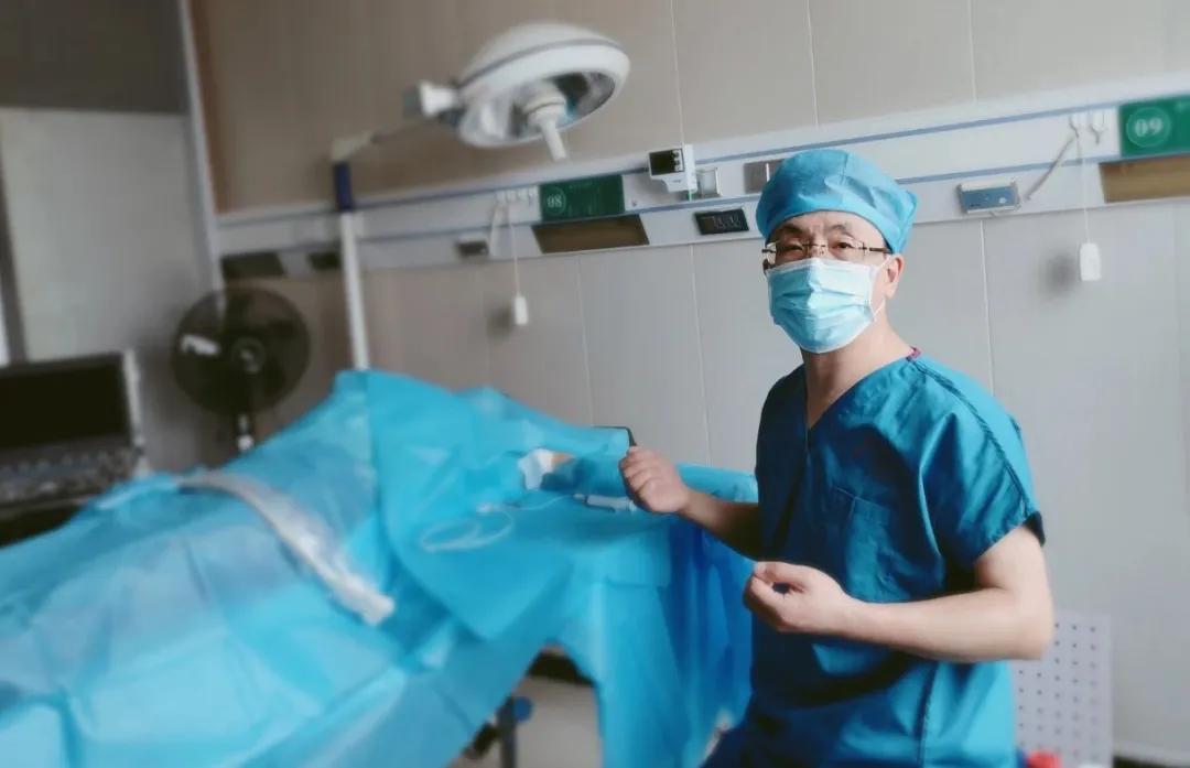 走进大兴的军大人040号|李金茂:甲乳外科的“小李飞刀”