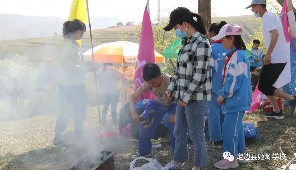 砥砺前行守初心筑梦未来谱华章,砥砺奋进守初心资料