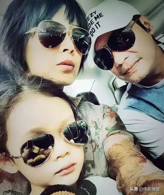 罗嘉良二婚妻子照片,57岁罗嘉良婚姻