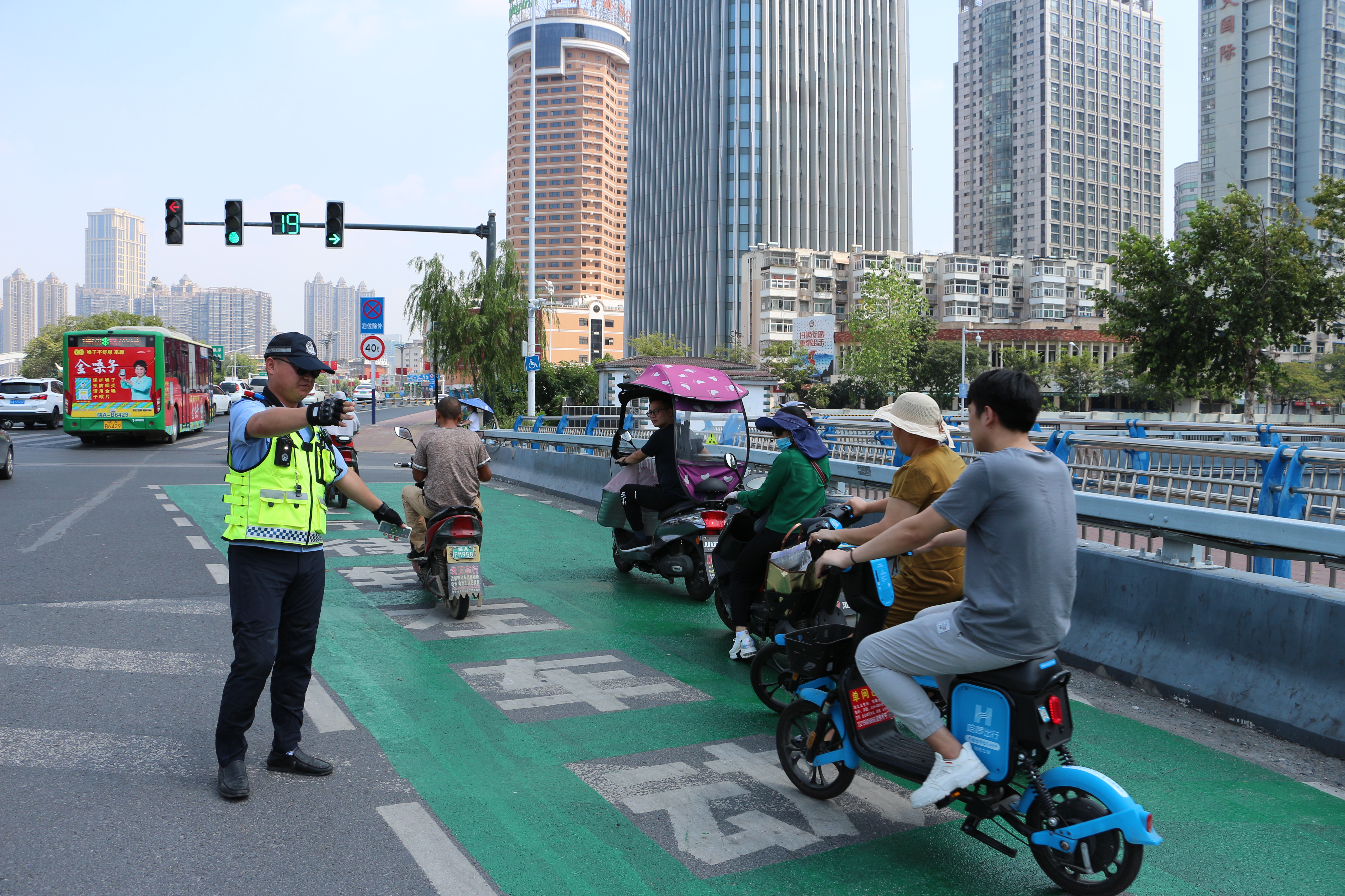 容易混淆的交通标志标线大全,标志标线的认知大全