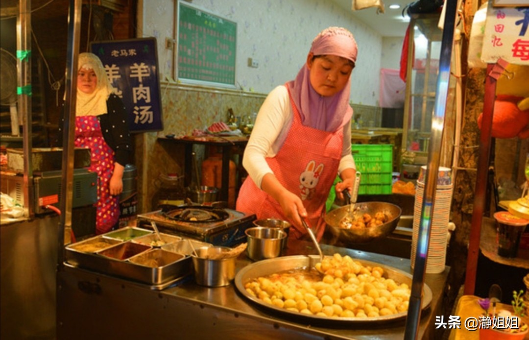 西安探店美食回民街,相约西安回民美食街