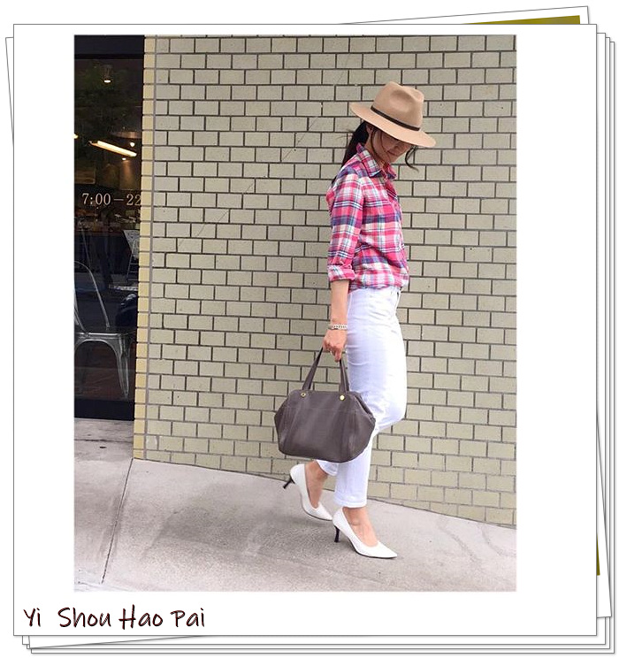 掌握这3个小技巧基础款衬衫穿搭,衬衫搭配小技巧春季也能很时髦