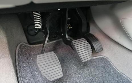 汽车离合器异响的原因有哪些,汽车空调离合器异响什么原因