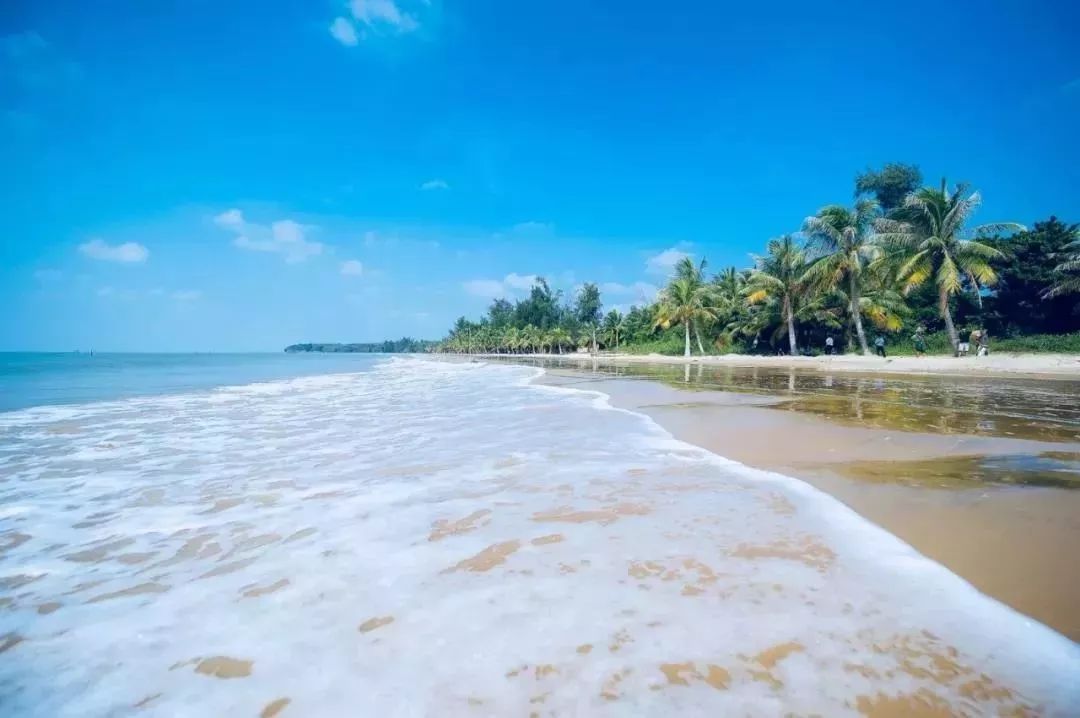 距海南20km有片处女地，比台湾风情比三亚便宜，路过都错过了