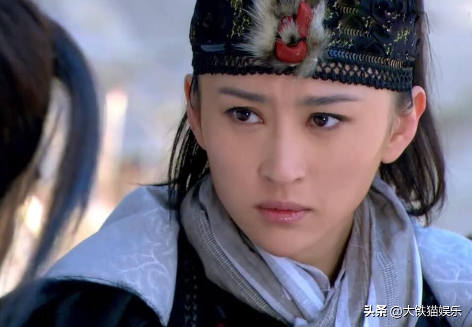 这4位女星太难了!被一位女配艳压不算啥,个个女配都吊打才尴尬