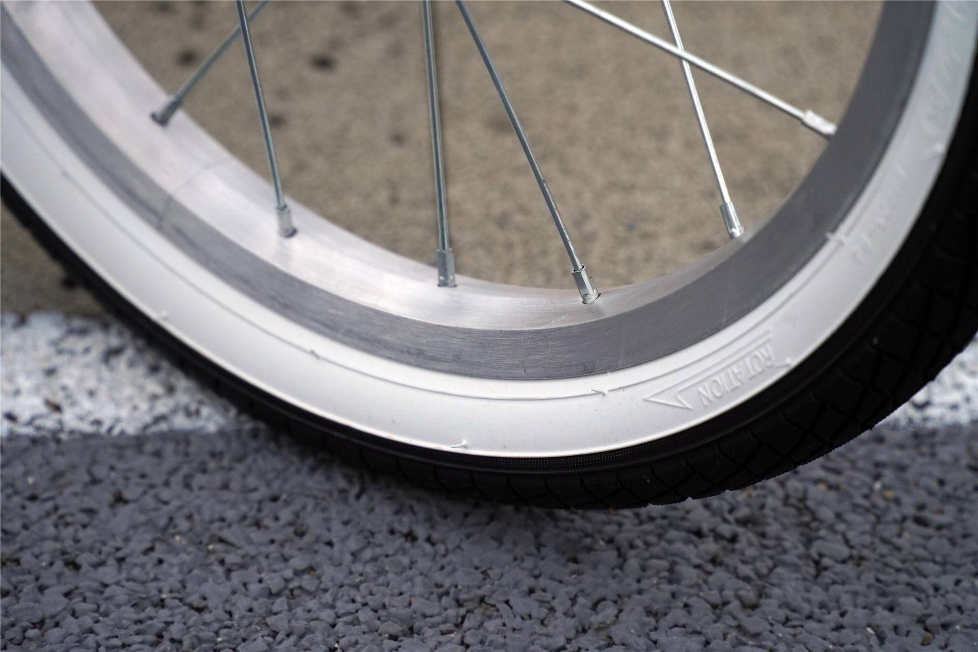 什么礼物让孩子一直挂念你?Babyrun萌骑奇儿童自行车测评