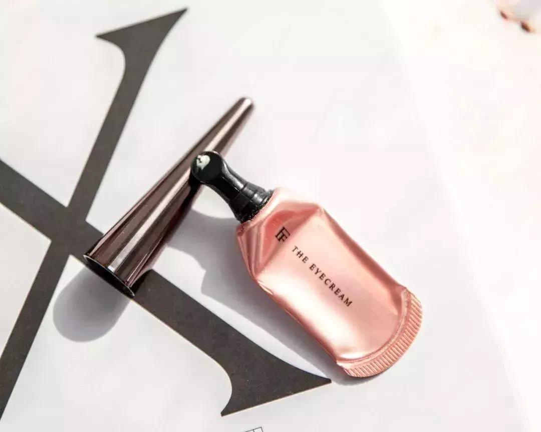 空瓶丨我空瓶的速度,经常被问到底有几张脸?