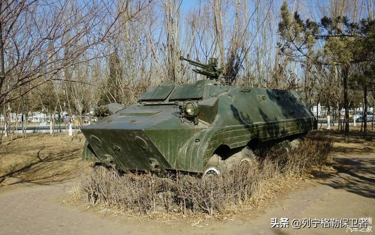 解放军轮式装甲车种类,中国军用八轮重型装甲车