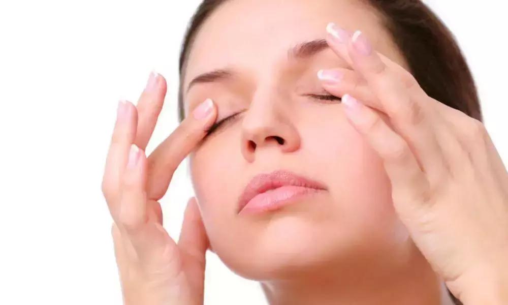 怎么样可以让睫毛变长变翘变浓密,让睫毛变长的简单小妙招