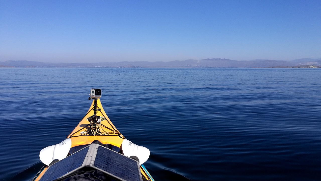 一人一舟的视频,一人一舟一运河