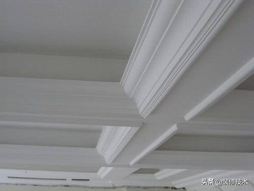 石膏线开裂的修补方法及预防措施,新房石膏线有开裂怎么修补