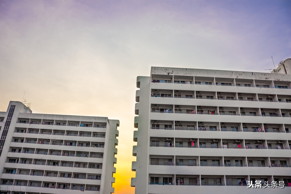 小说卖房,小说卖房记