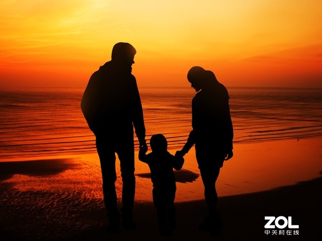 我把台式机换成了笔记本,省出1平米的空间给孩子,价值66000元