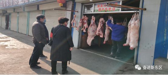 东区街道严格落实网格化管理筑牢织密疫情防控网【战“疫”进行时】（52）