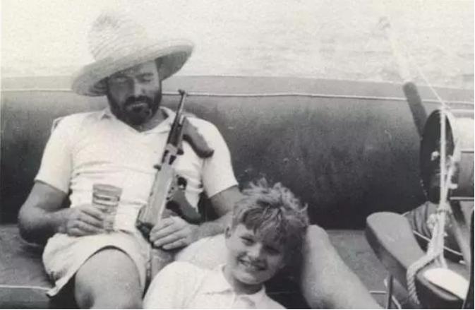 海明威喝最烈的酒完整,海明威硬汉派