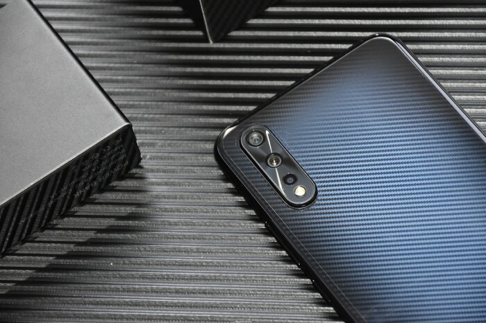 iqooneo855打王者有哪些功能,iqooneo855和竞速版的区别在哪