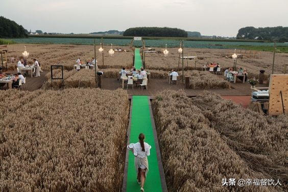 大众点评品类榜首！这家“土到极致”的湘菜馆是如何做到的？