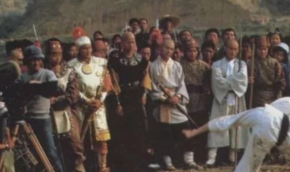 当年拍了两年的《少林寺》，李连杰被嫌弃身高，大反派都已去世