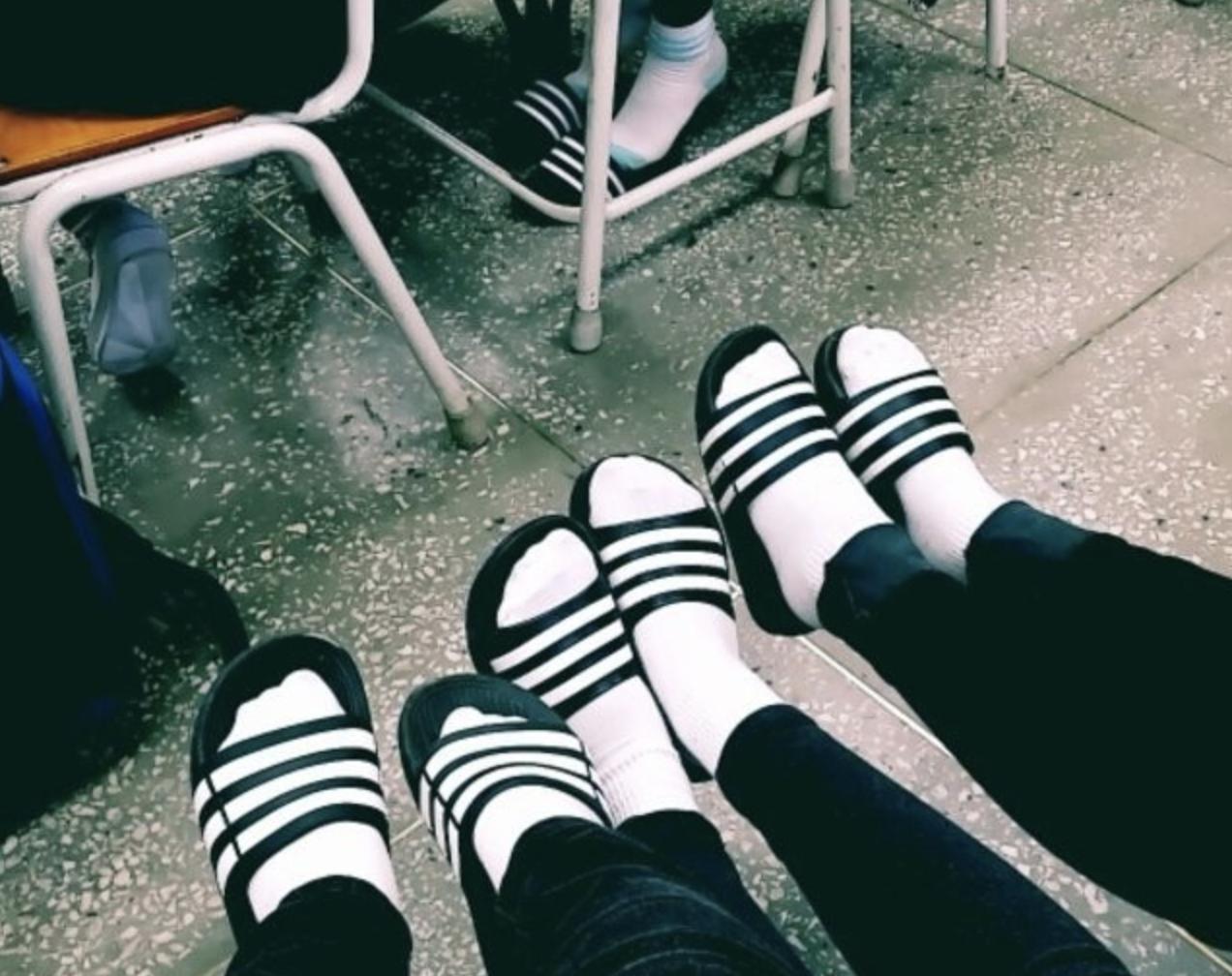 阿迪达斯沙滩拖鞋b41720评测,2019阿迪达斯新款拖鞋