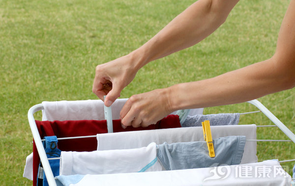 为何女人下面会很痒，反反复复，是身体不干净吗？告诉你原因