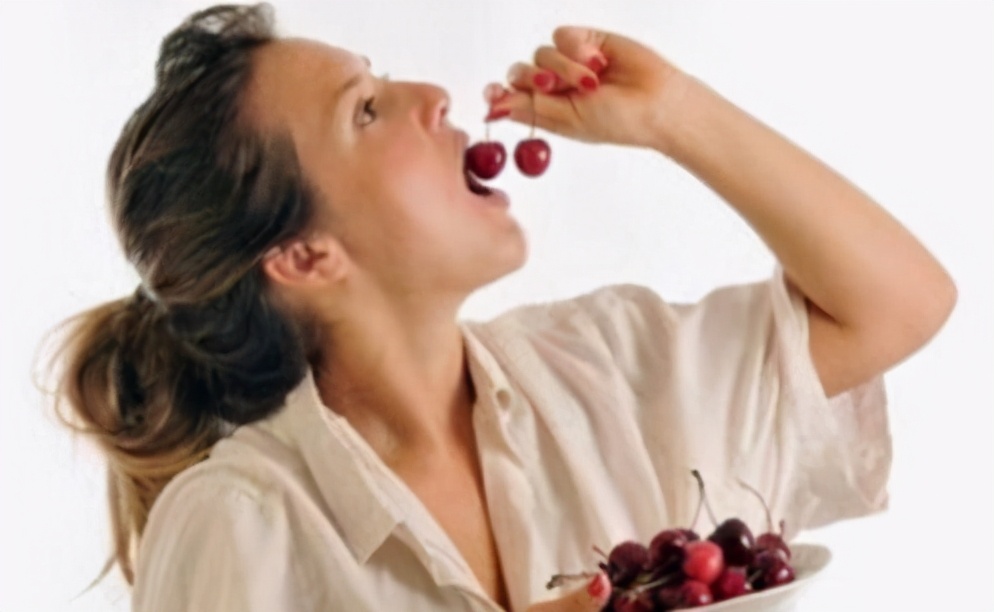 孕期缺铁缺钙怎么补最快最有效,孕期缺钙贫血对胎儿有啥影响