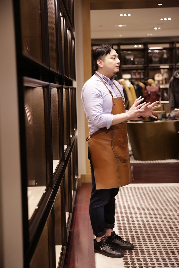 coach鐜颁唬杩愯惀妯″紡,浠庣粡钀ヨ搴︾湅绮剧泭绠$悊