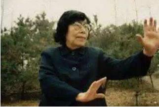 劈拳练法教学视频,劈拳练法傅剑秋