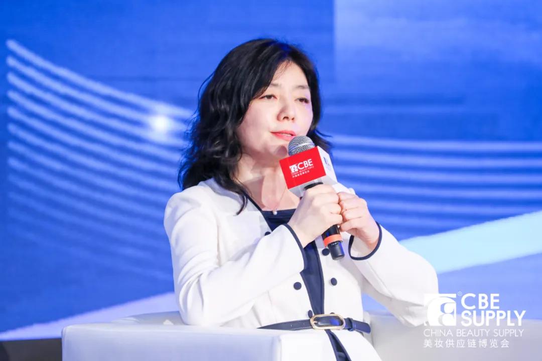 斩获10项护肤美容大奖,斩获二项创新大奖