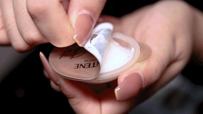 凭实力说话不靠脸,凭实力说话下一句