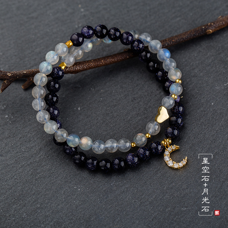 水晶手链配饰夏天必备款,秋冬水晶手链搭配图片