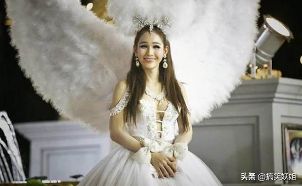 泰国人妖皇后变回男性,任意切换性别