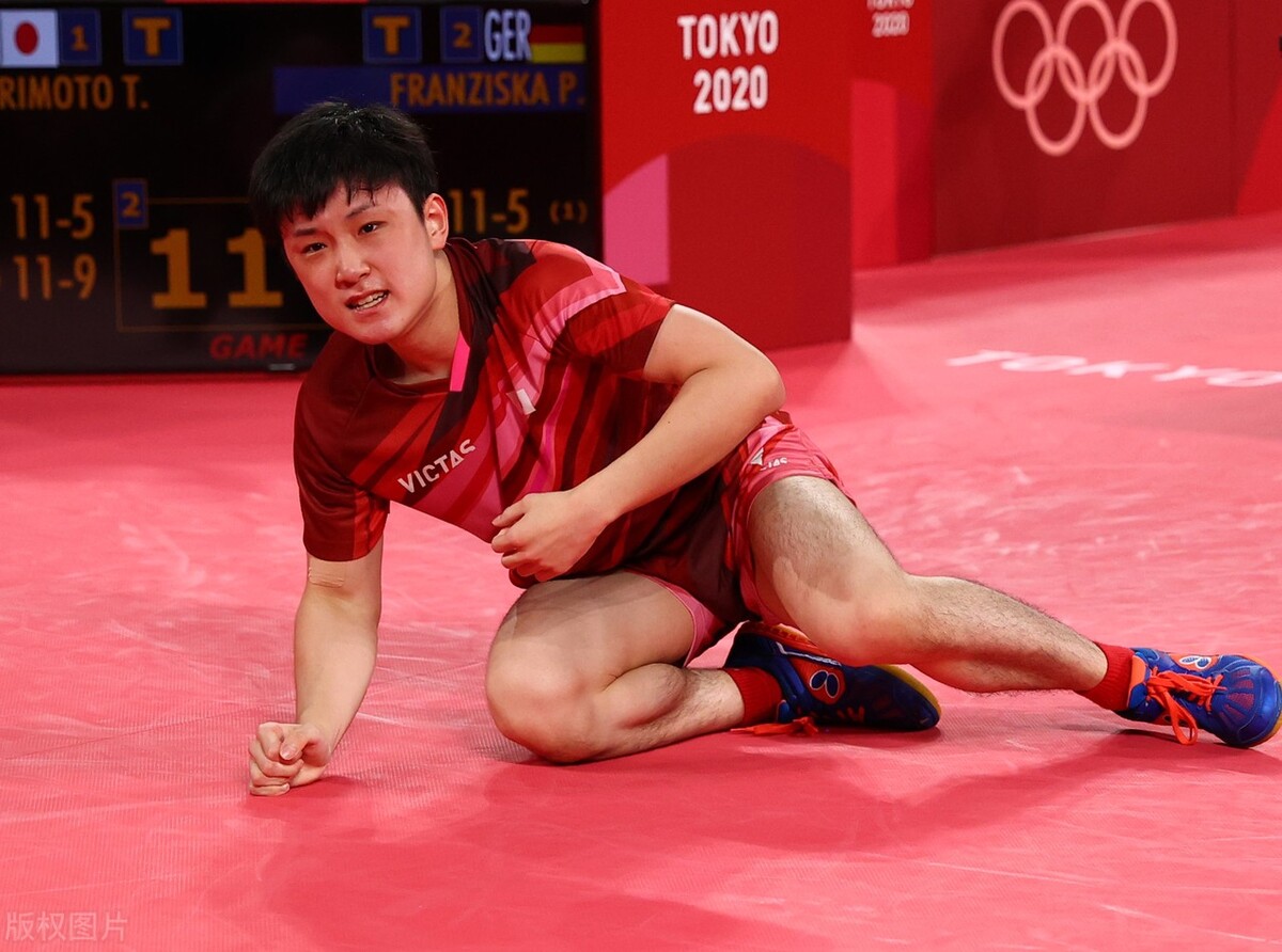 大捷报！冯天薇3：2惊险击败日本天才少女，世界冠军领衔4：0获胜