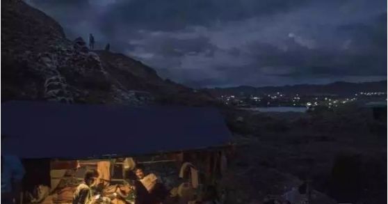 680公斤翡翠原石被堵 (翡翠原石被送回缅甸)