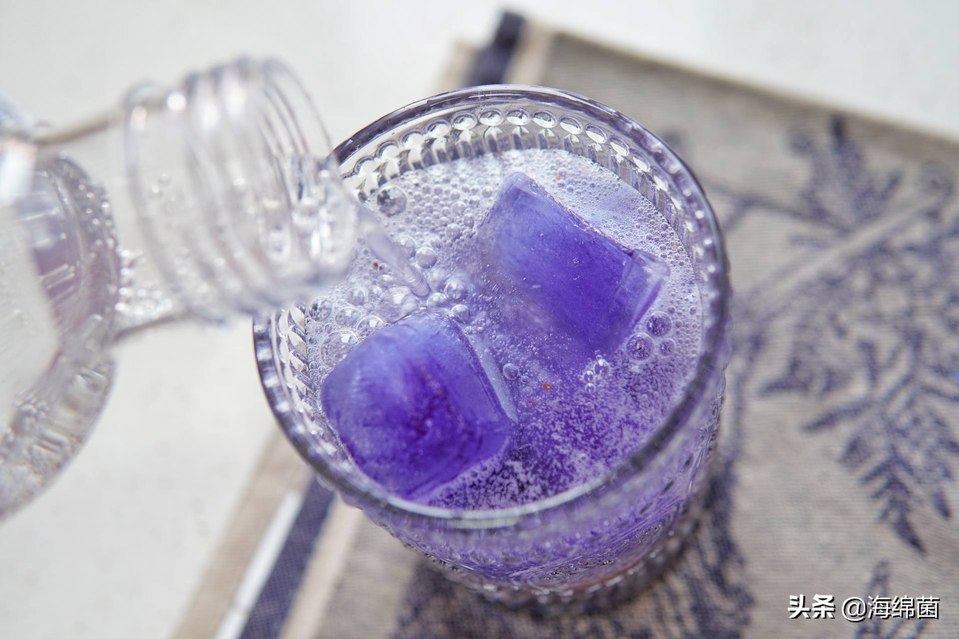 教你做一杯超好喝的夏日饮料,简单自制气泡水饮料