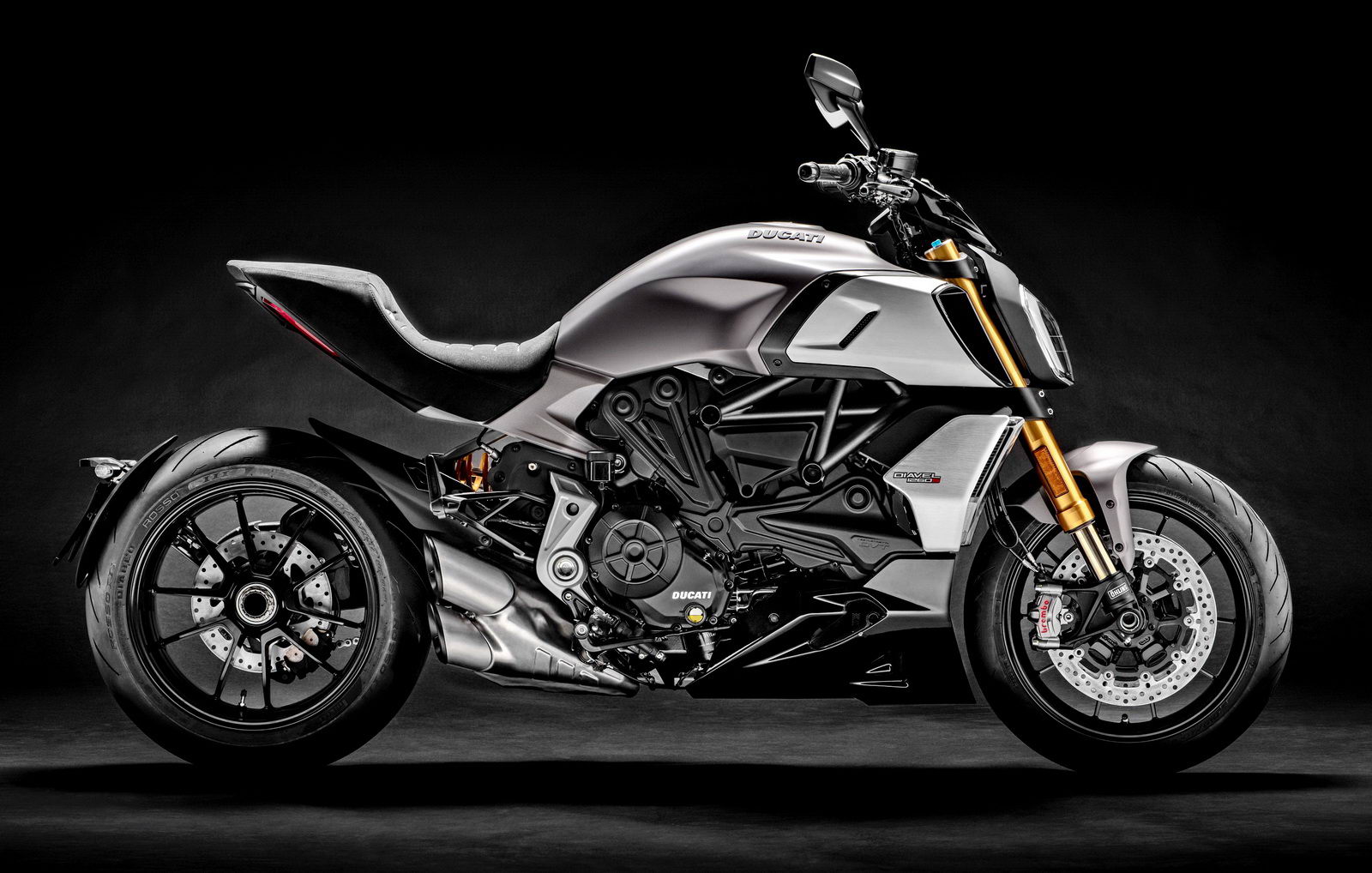 杜卡迪diavel大魔鬼1260,杜卡迪diavel1260s多少钱