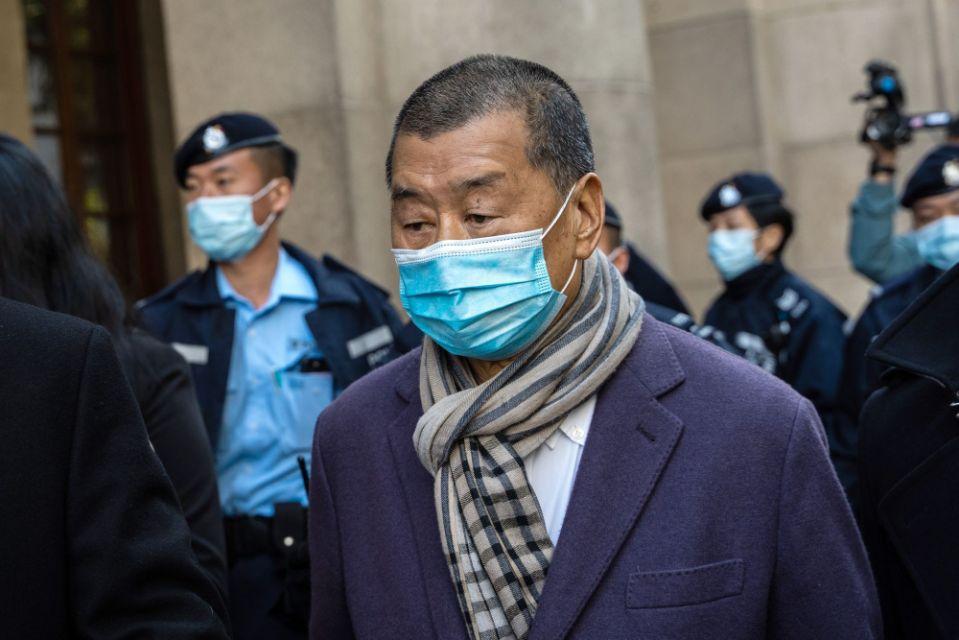 勾结外国还可以保释？香港高等法院被民众质疑，只好重新扣押*智英黎**