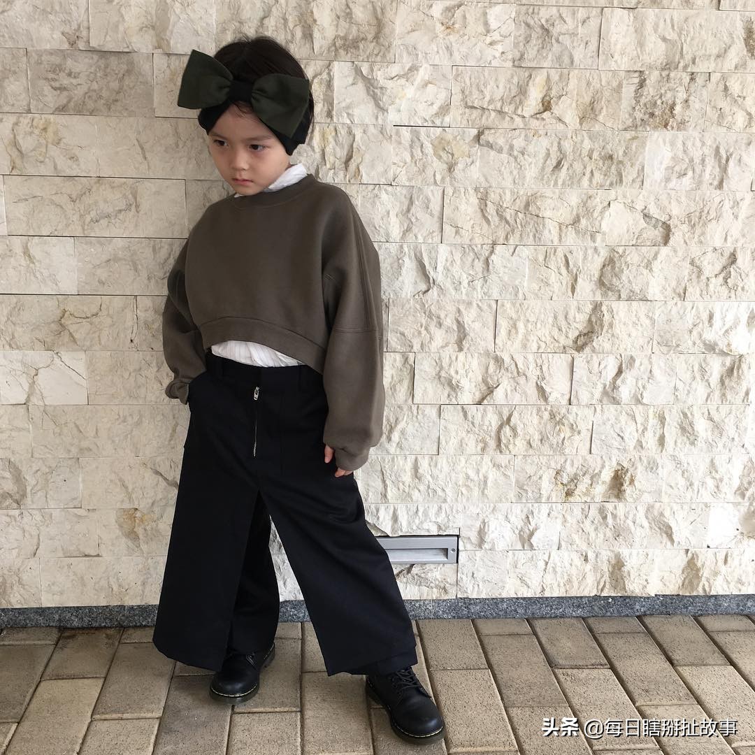 日系的童话少女,童装的盐系,大地色系的时尚打开方式