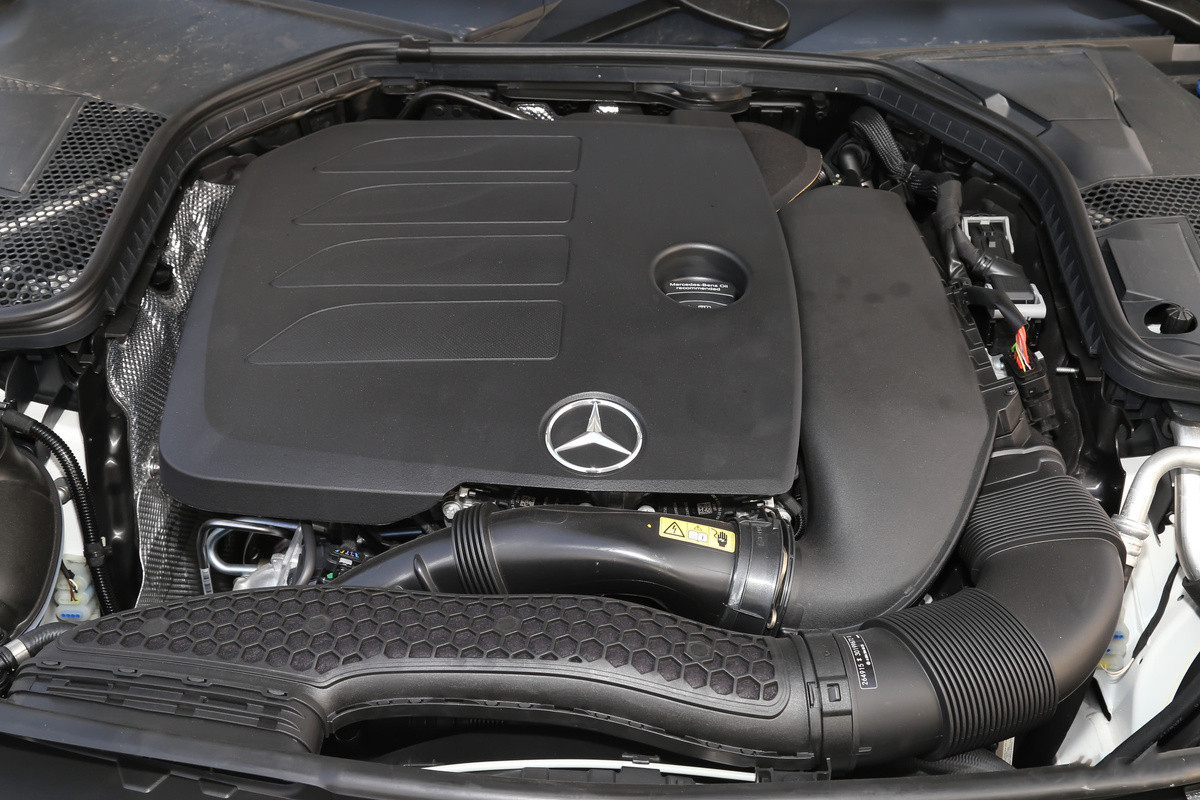 a4瓦罐旅行车和q5,奥迪瓦罐a4四驱旅行车