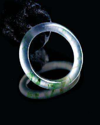 德宏高品质翡翠怎么辨别好坏,德宏翠之堂翡翠手镯